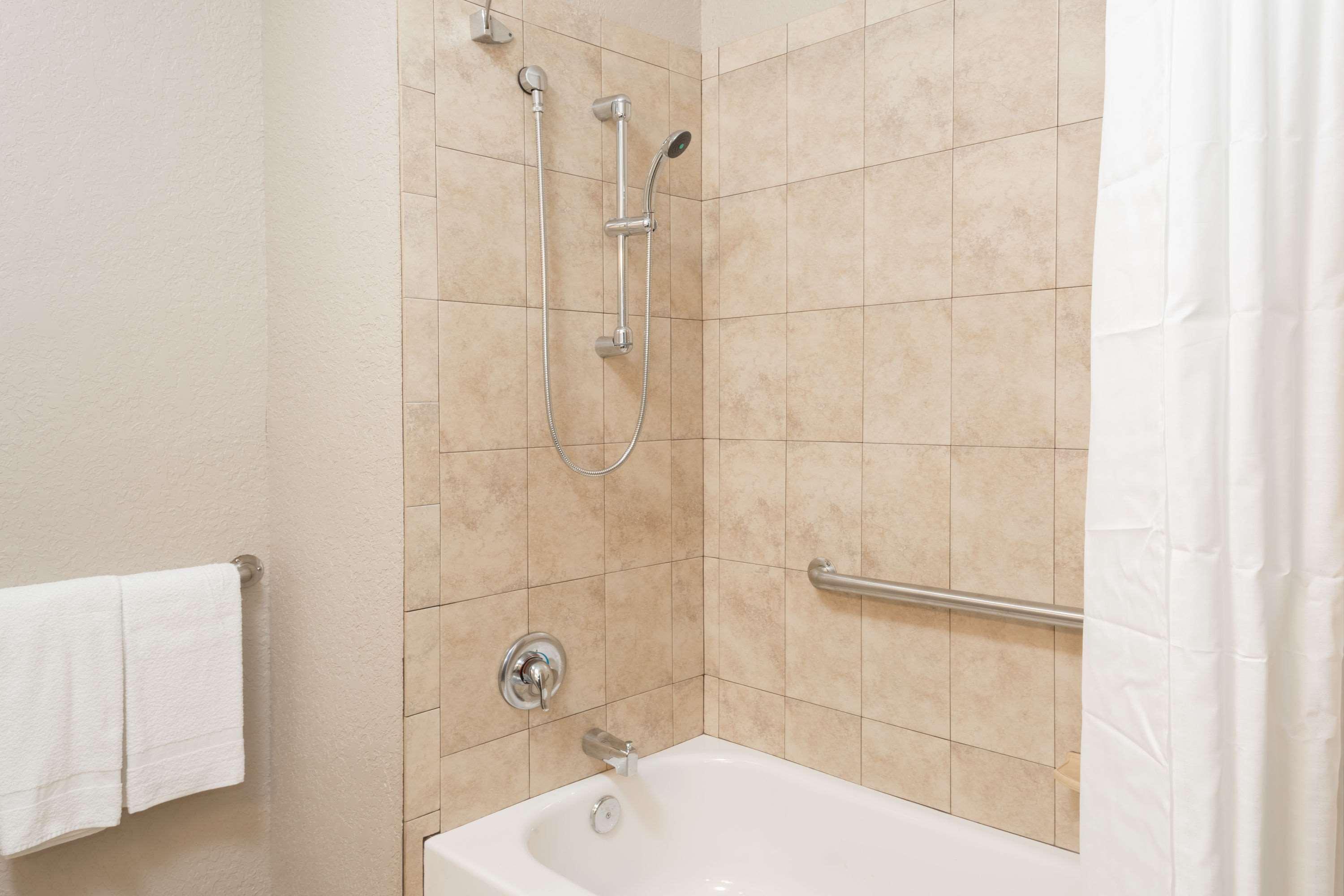 Super 8 By Wyndham Pompano Beach Exterior photo